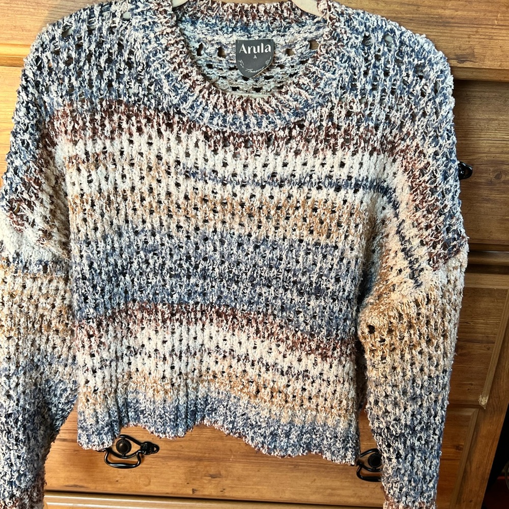 Arula Cozy Knit Sweater in Blue, Cream, and Brown